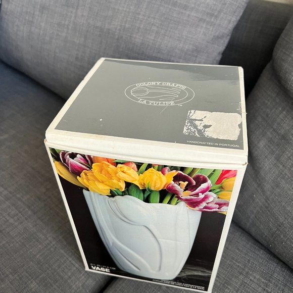 Colony Crafts | La Tulipe | Vase - Picture 2 of 5